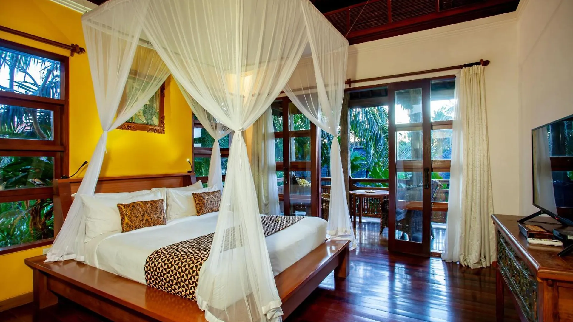 Aryaswara Villa Ubud 3*,  Indonezja