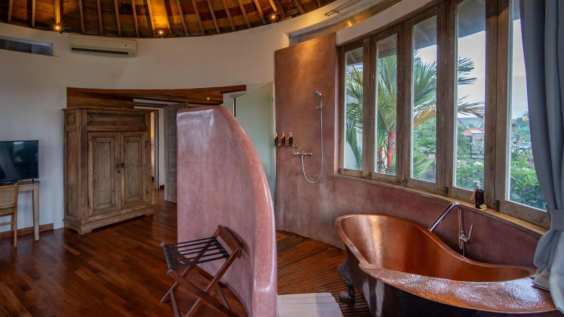 Aryaswara Villa Ubud 3*,  Indonezja